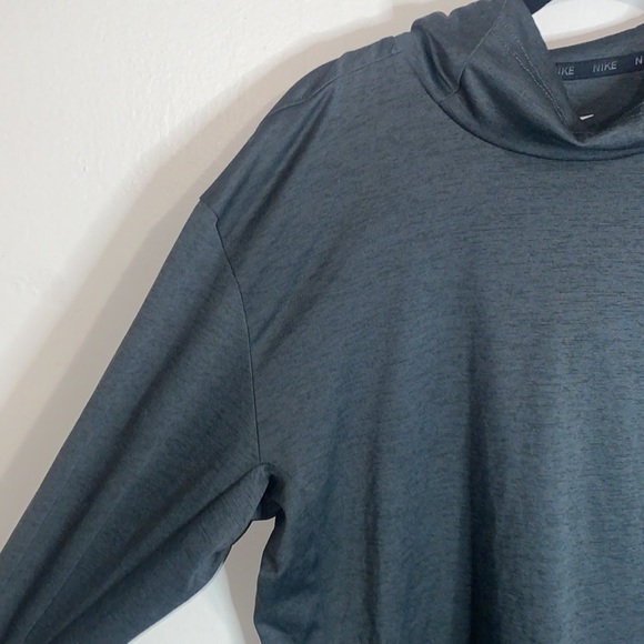 🌷Nike grey hoodie! - Picture 2 of 8